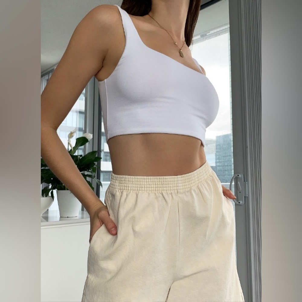 Aritzia Wilfred Free Mystic Tank - White | Square neck crop top